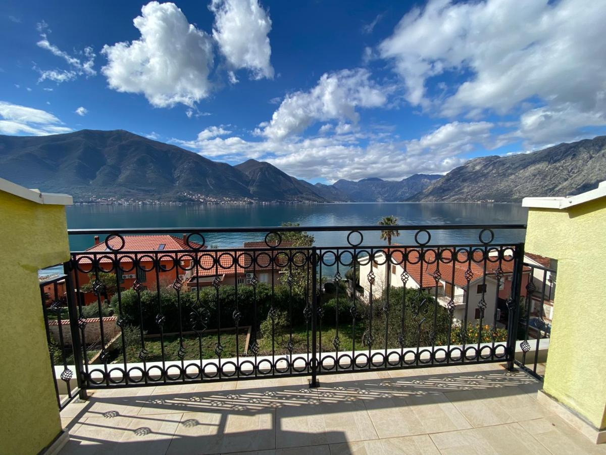 2Montenegro Mimoza Apartments Ντόμπροτα Εξωτερικό φωτογραφία