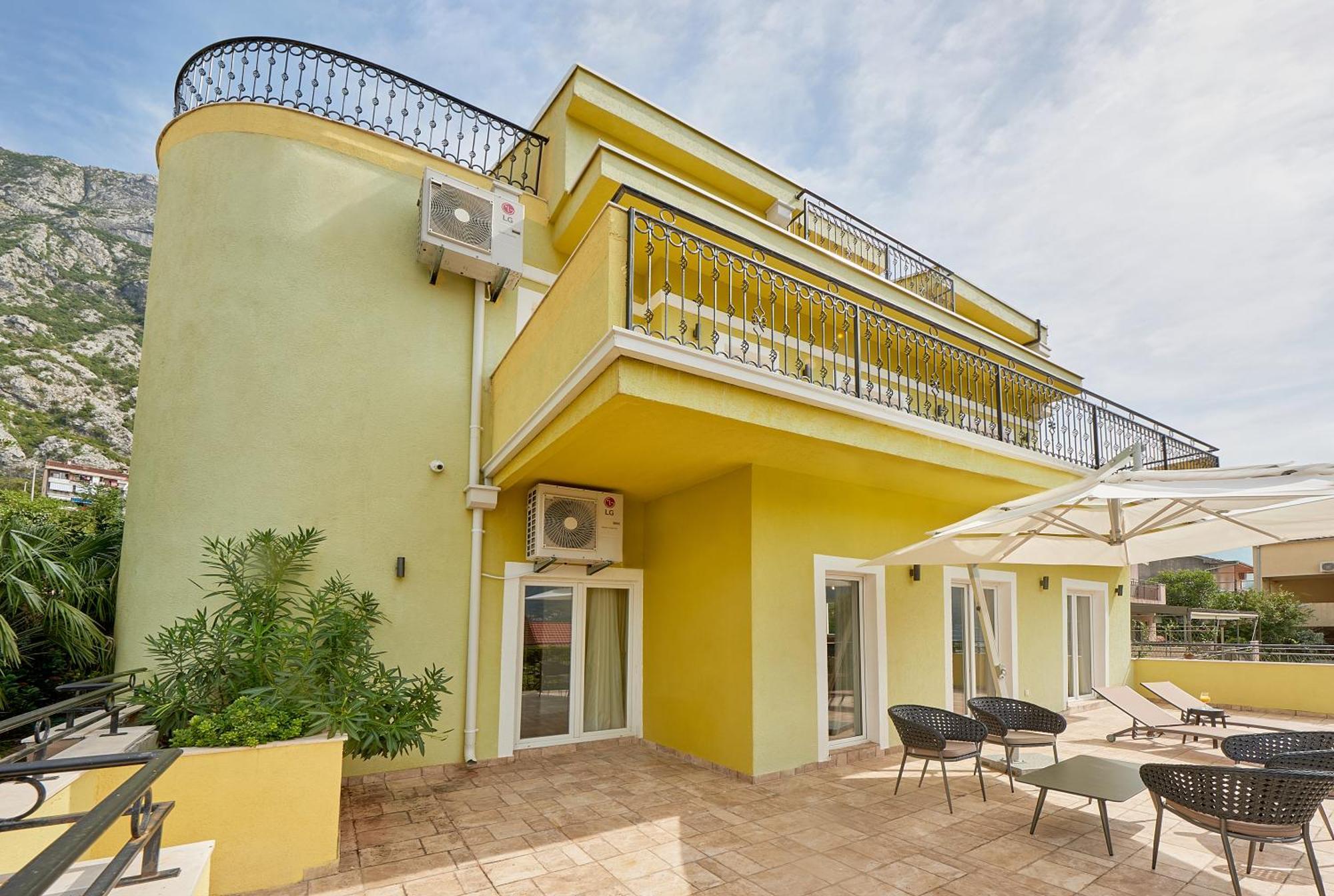 2Montenegro Mimoza Apartments Ντόμπροτα Εξωτερικό φωτογραφία